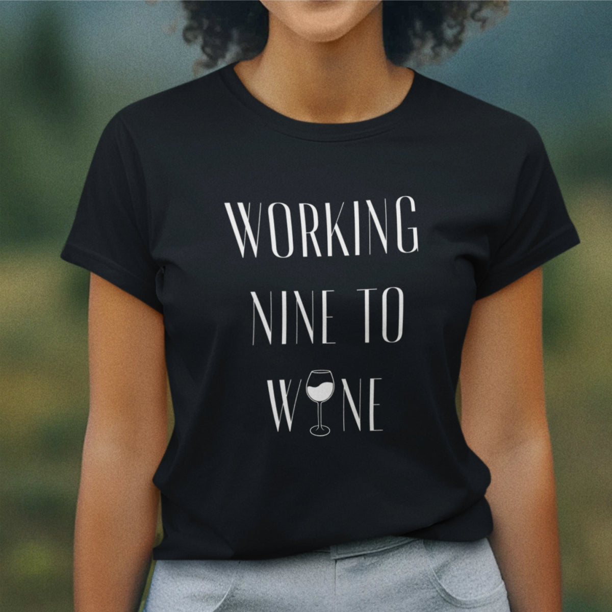 Czarny UNISEX T-shirt "Working nine to wine"