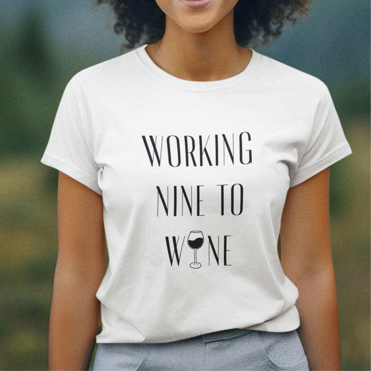 Biały UNISEX T-shirt "Working nine to wine"