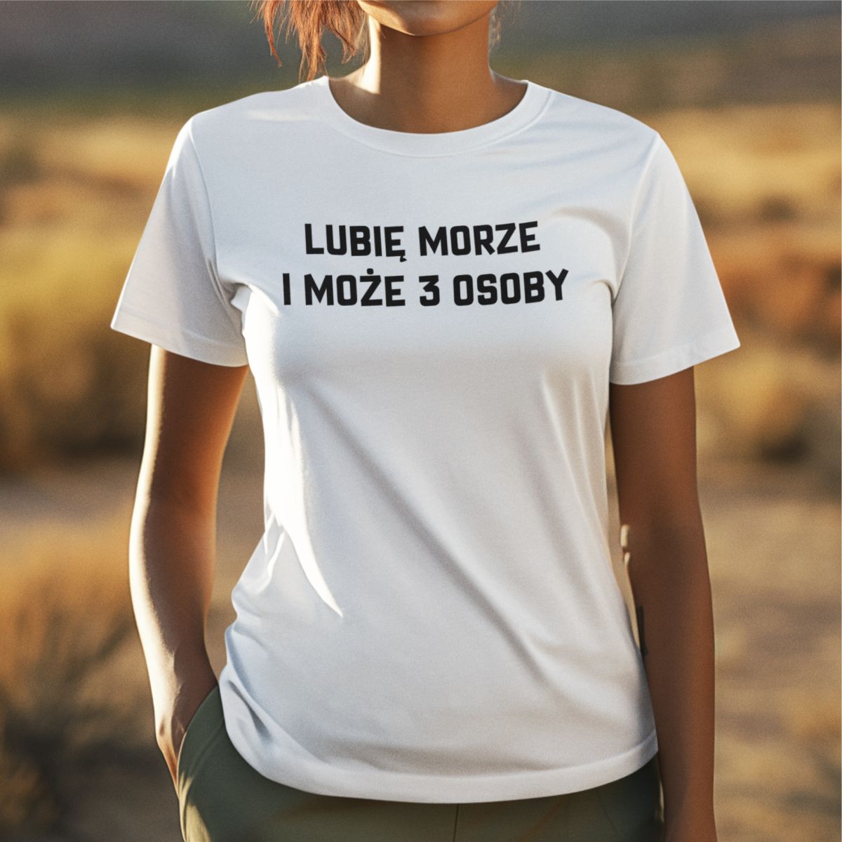 Biała UNISEX koszulka "Lubię morze i może trzy osoby"