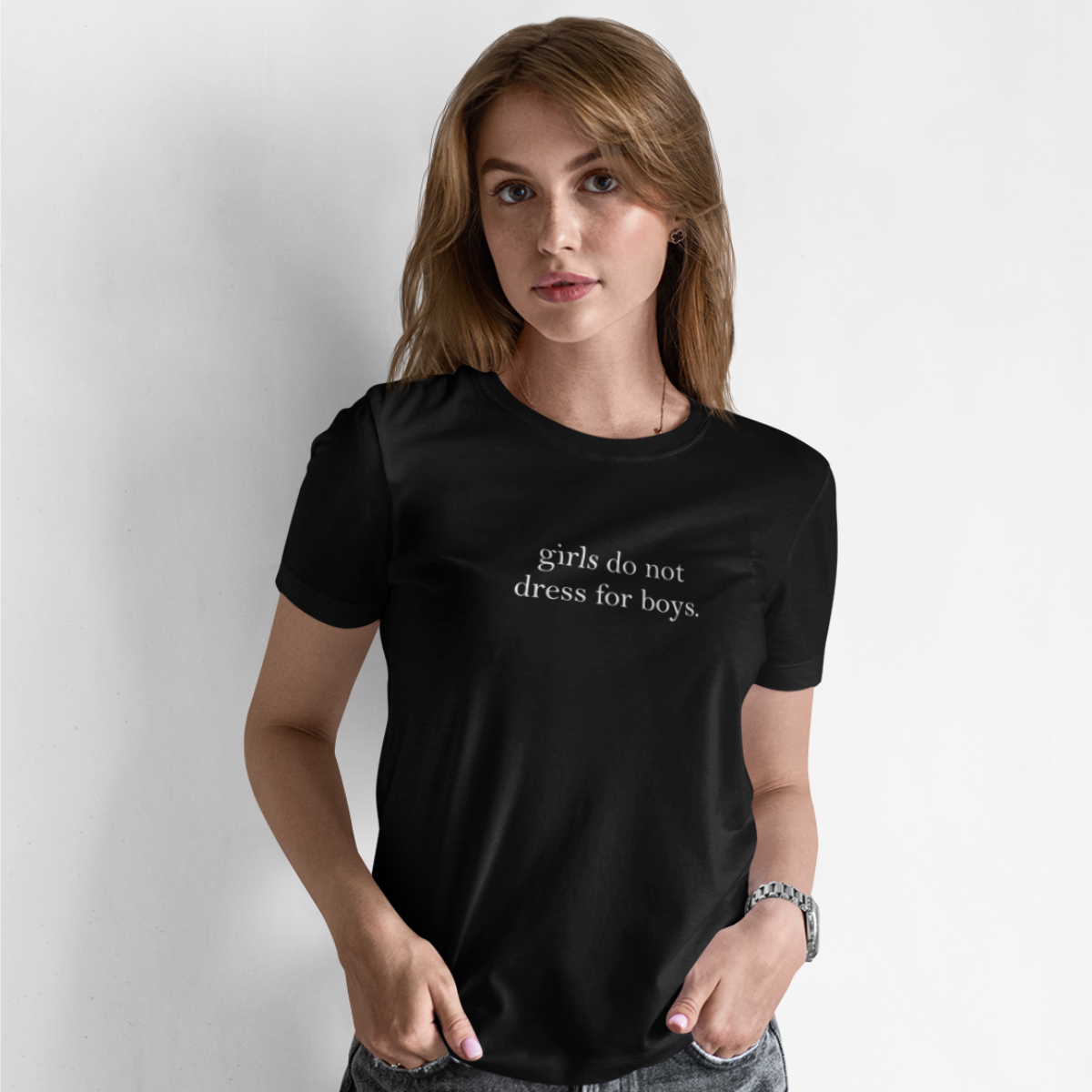 Czarny T-shirt Girls Do Not Dress“